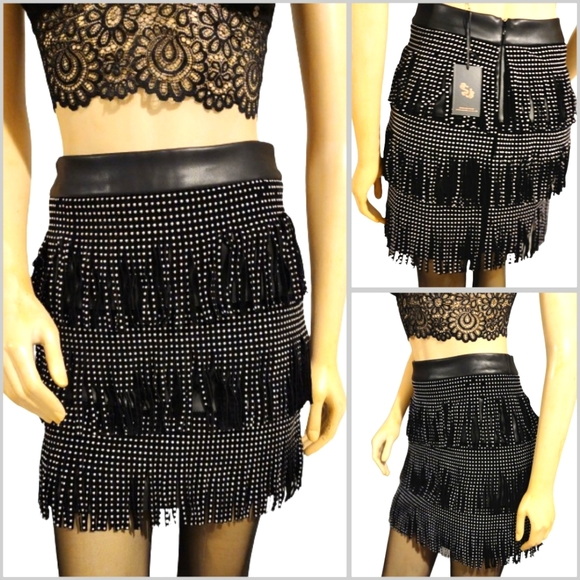 Sincerly Jules Dresses & Skirts - Sincerely Jules Fringe Studded Mini Skirt Size Small NWT